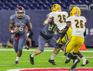 The Buffalos outlast A&M Consolidated