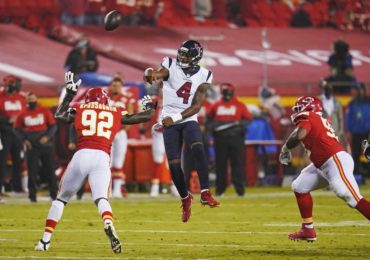 Texans have trouble solving Mahomes and running back Edwards-Helaire