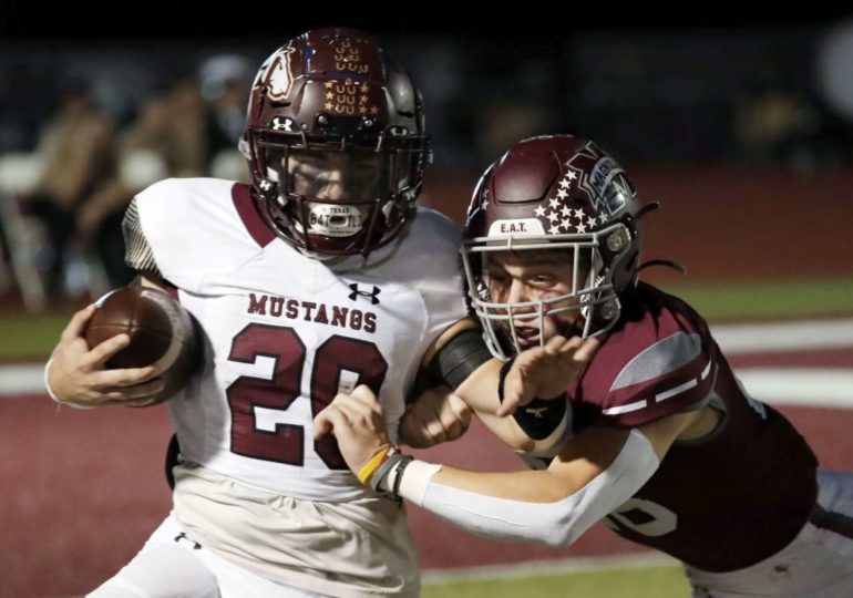 Magnolia West holds off Bulldogs for Magnolia Bowl victory