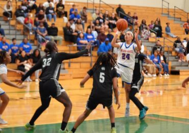 Grand Oaks bounce Spring from playoffs